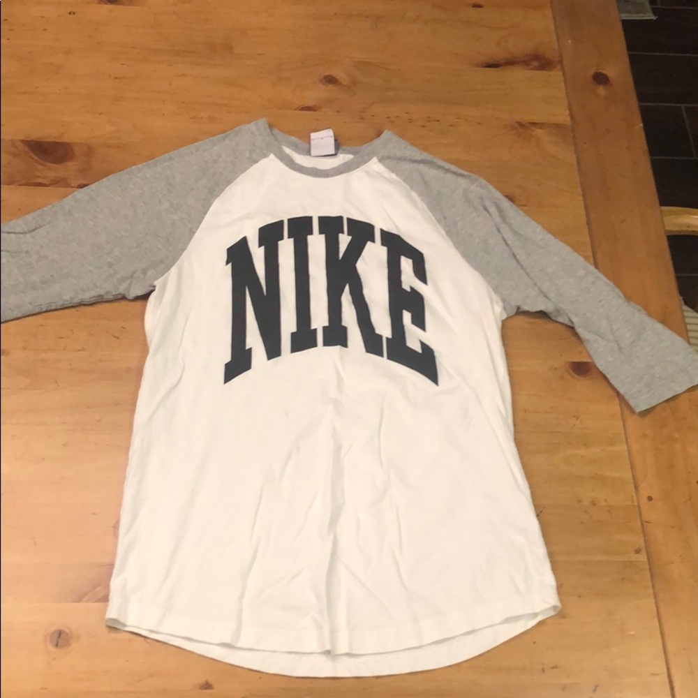 Nike baseball t
